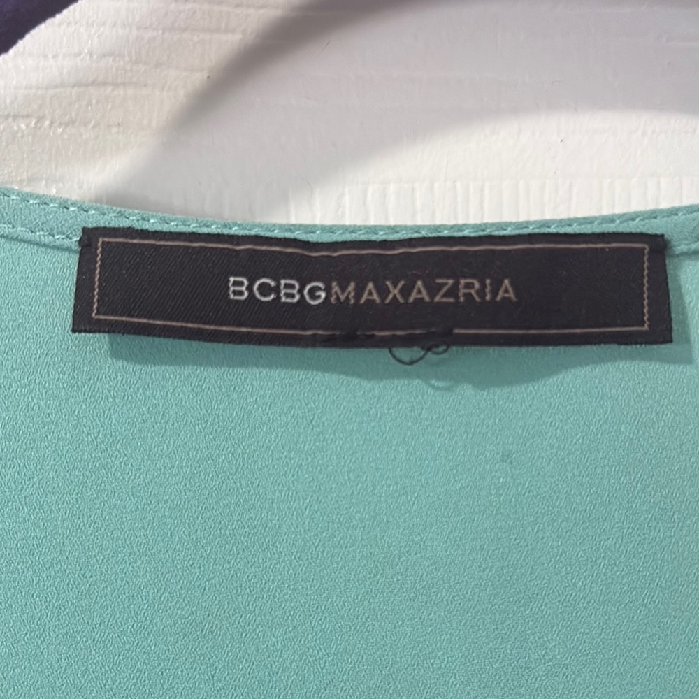 BCBGMaxAzria Green High Low V-Neck Sundress - Picture 2 of 5